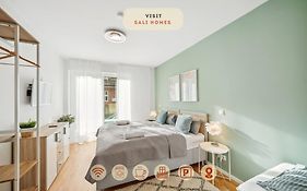 Sali Homes R3 - Cozy Retreat By Roter Main River